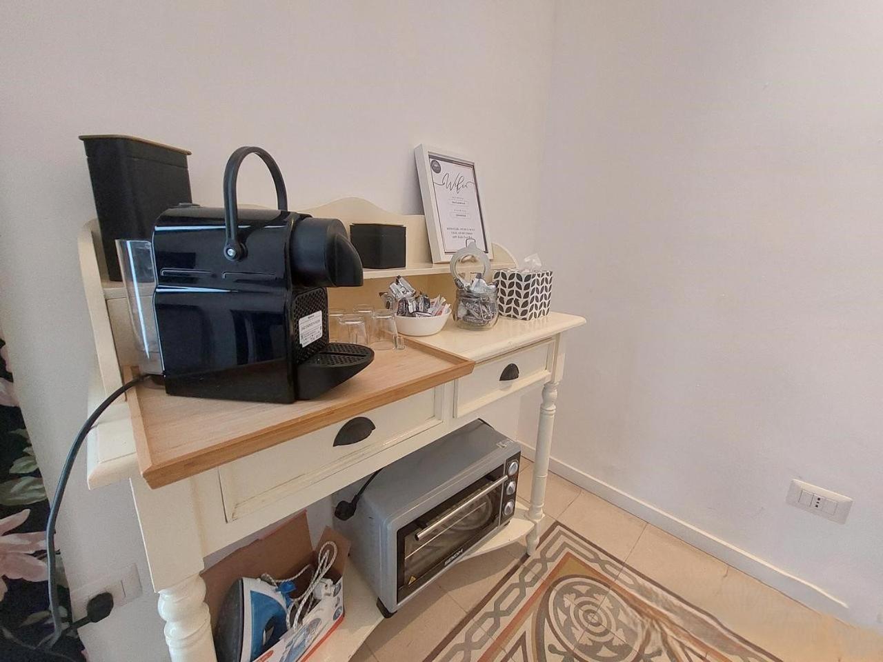 Bari Landlord 242 - Central Station Apartments Kültér fotó